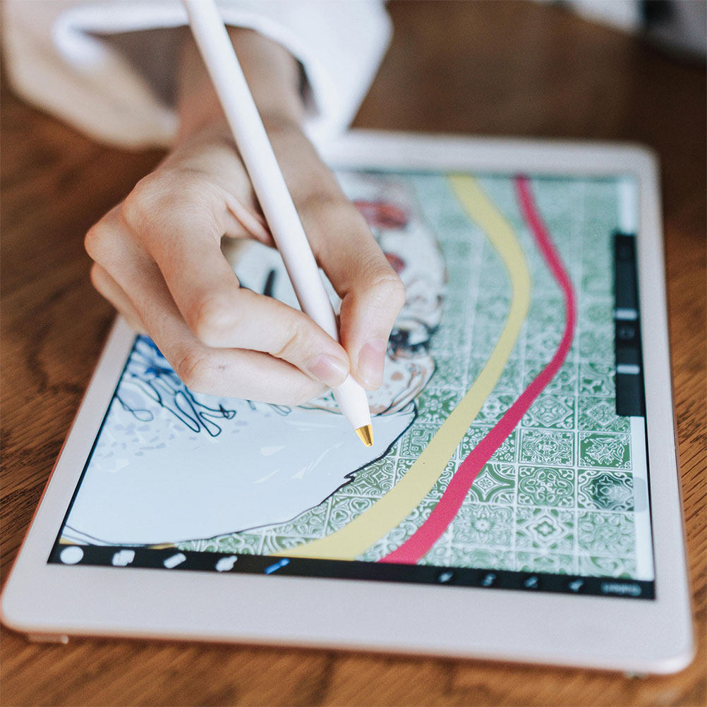 Stylus Replacement Tip - タブレット用ユニバーサル静電容量式スタイラスペン先4個セット、タッチスクリーンでの描画・書き込みに最適、スムーズで反応の良いタッチ。